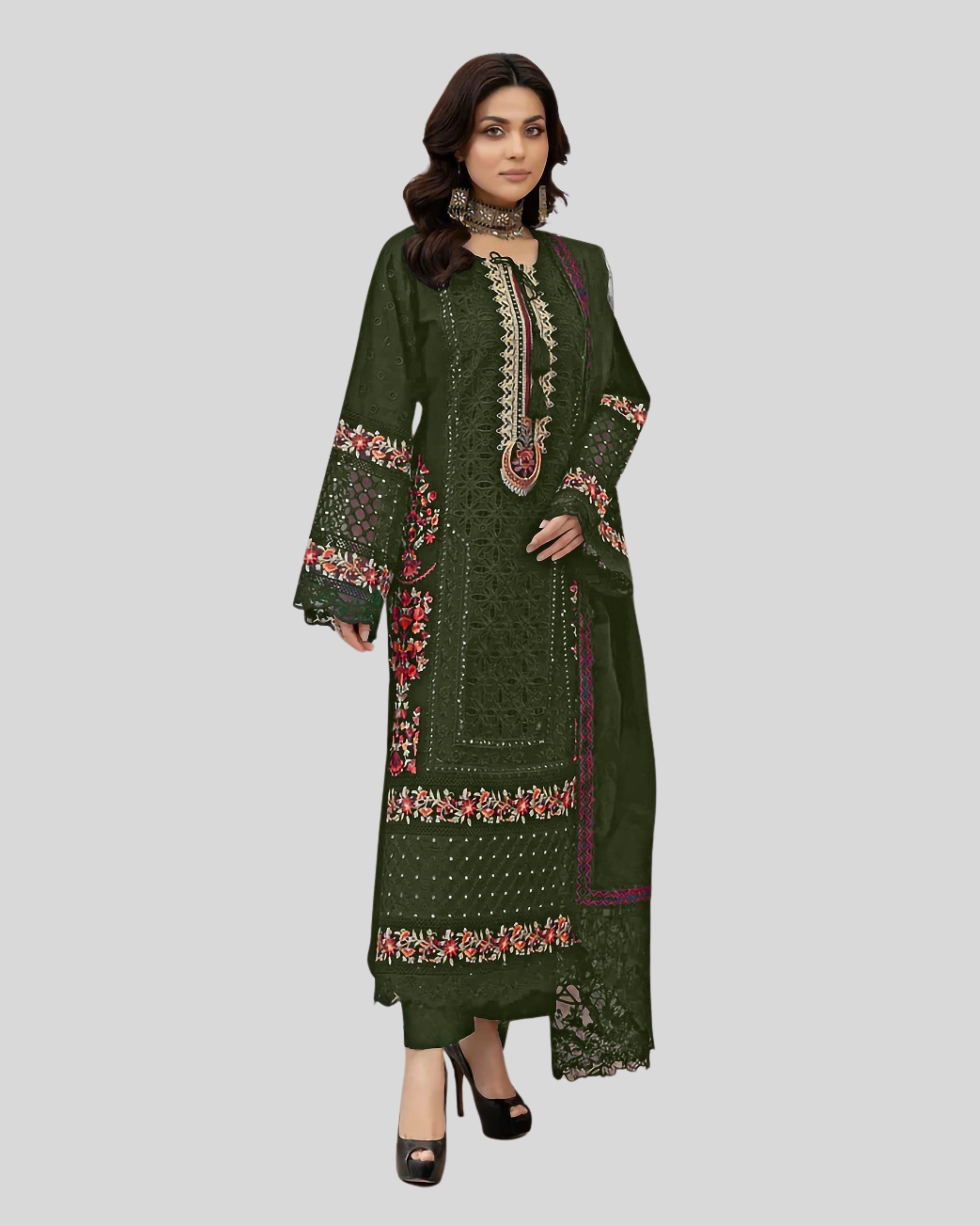 Luxury Embroidered Lawn Suit – ZE-749